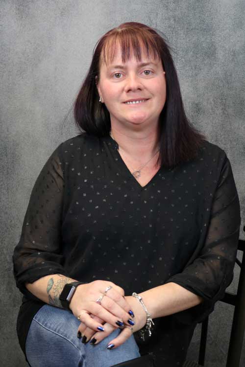 Dayleena  |  Claims Examiner  |  11 years Kalispell, MT, USA